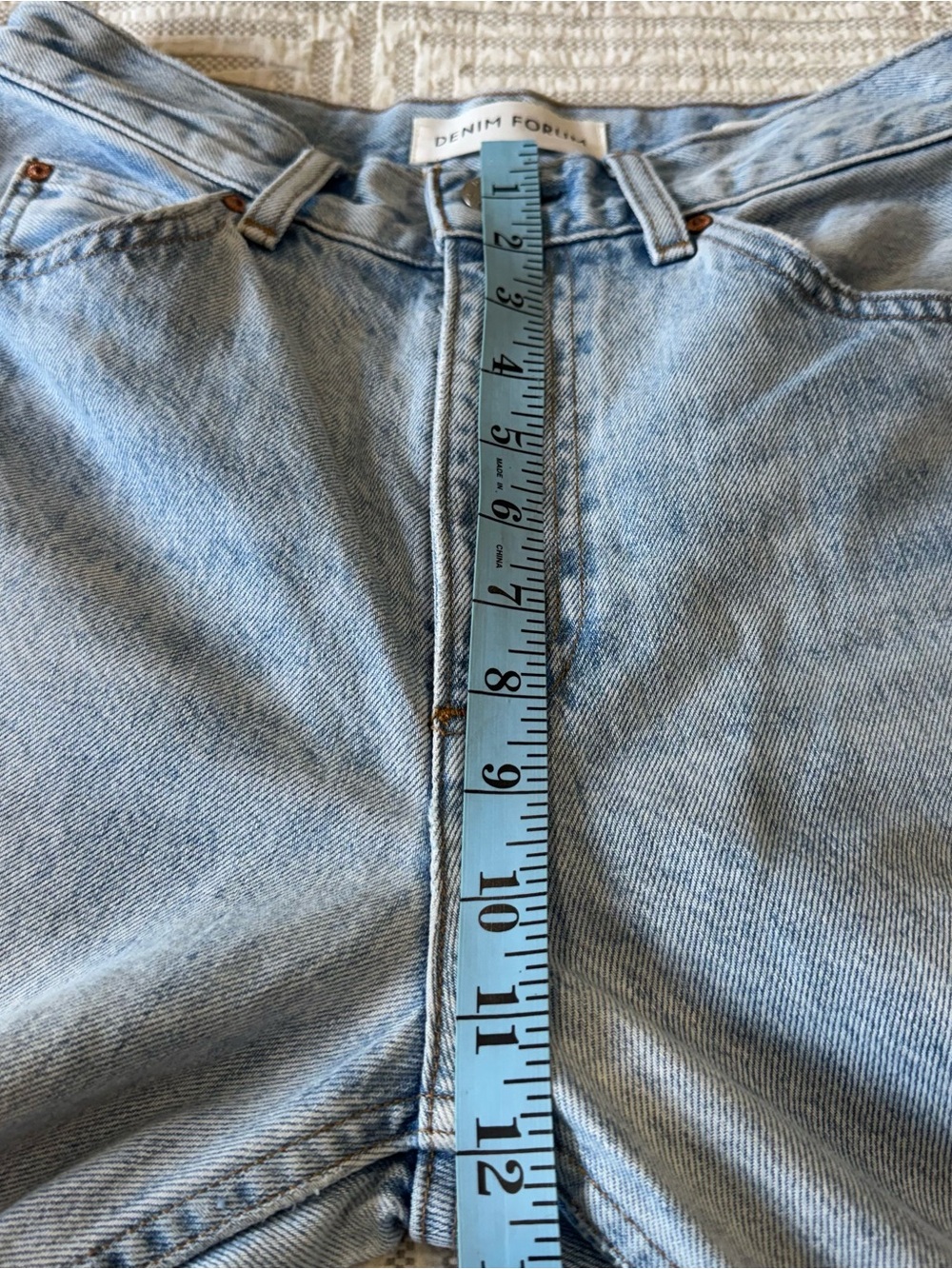 Aritzia Denim Forum The Marlene ’60s High Rise Flare Jeans Light Wash Size 26 - Picture 11 of 13